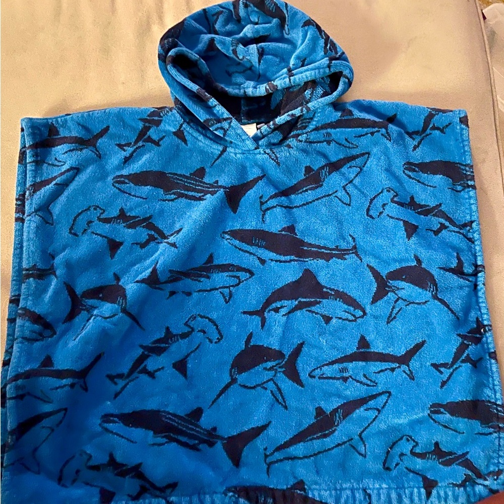Mini Boden Blue Shark Pattern Hooded swim towel cover up, size 2-5 years
